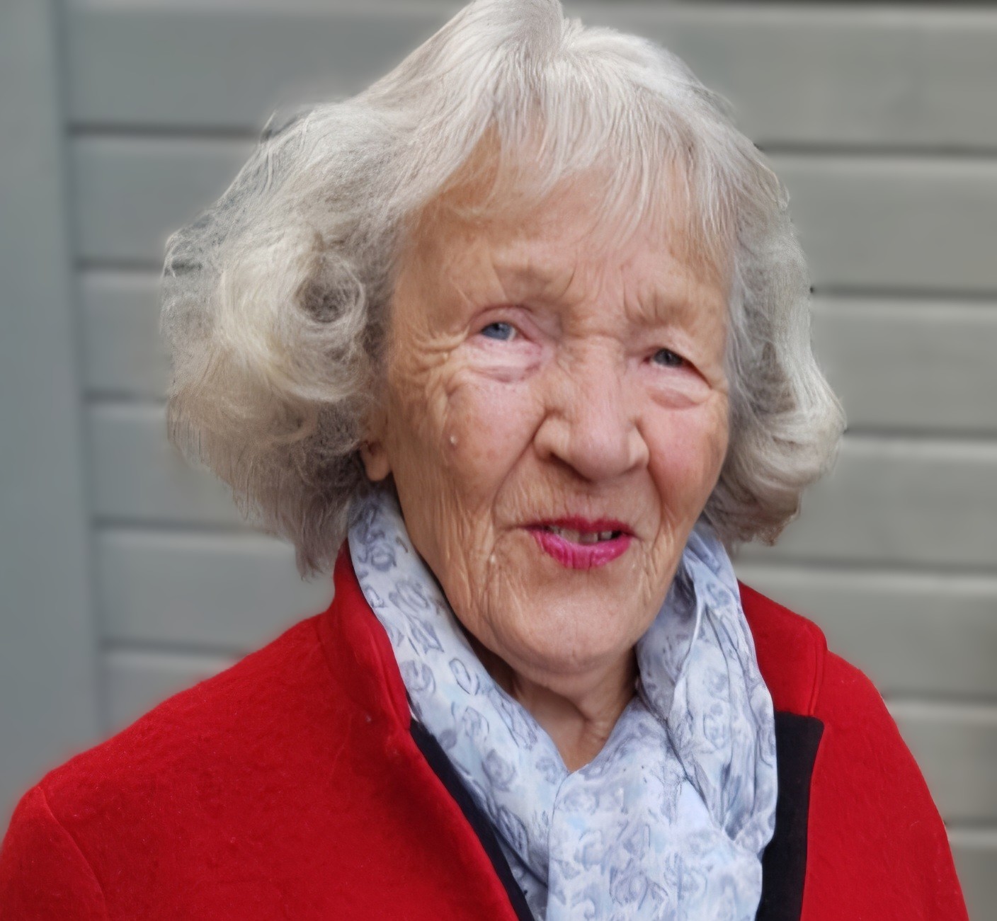 Julia Ivarda Økland