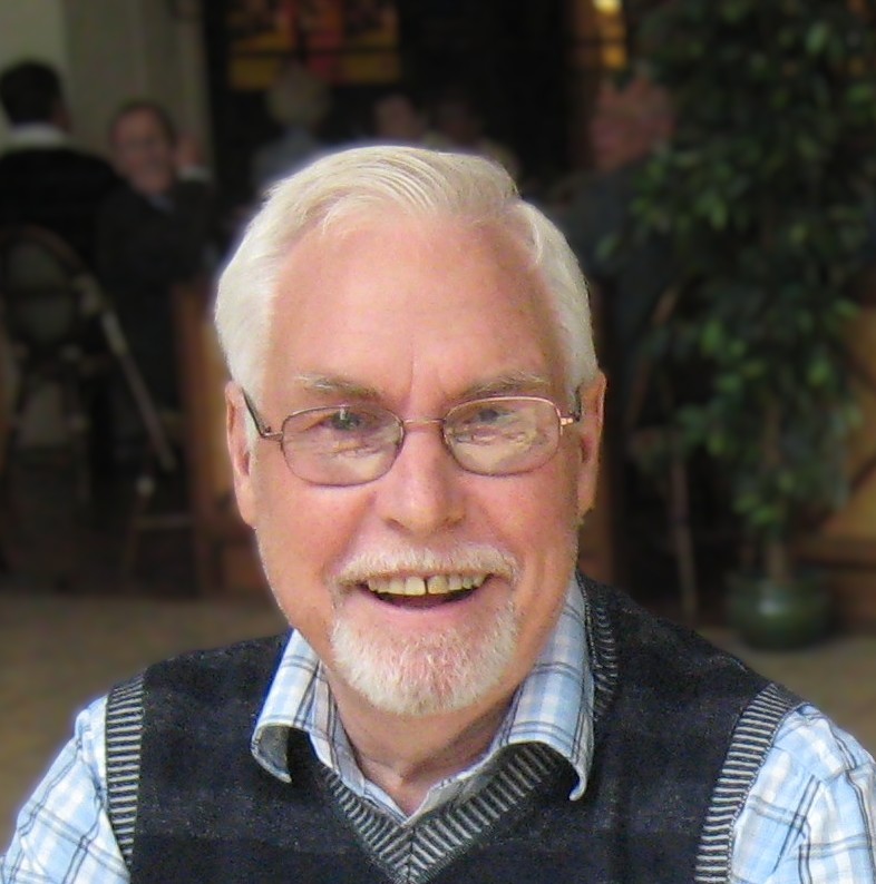 Helge Julian Bjørklund