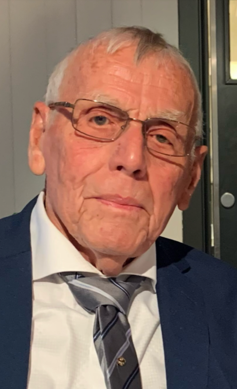 Anders J Hilden