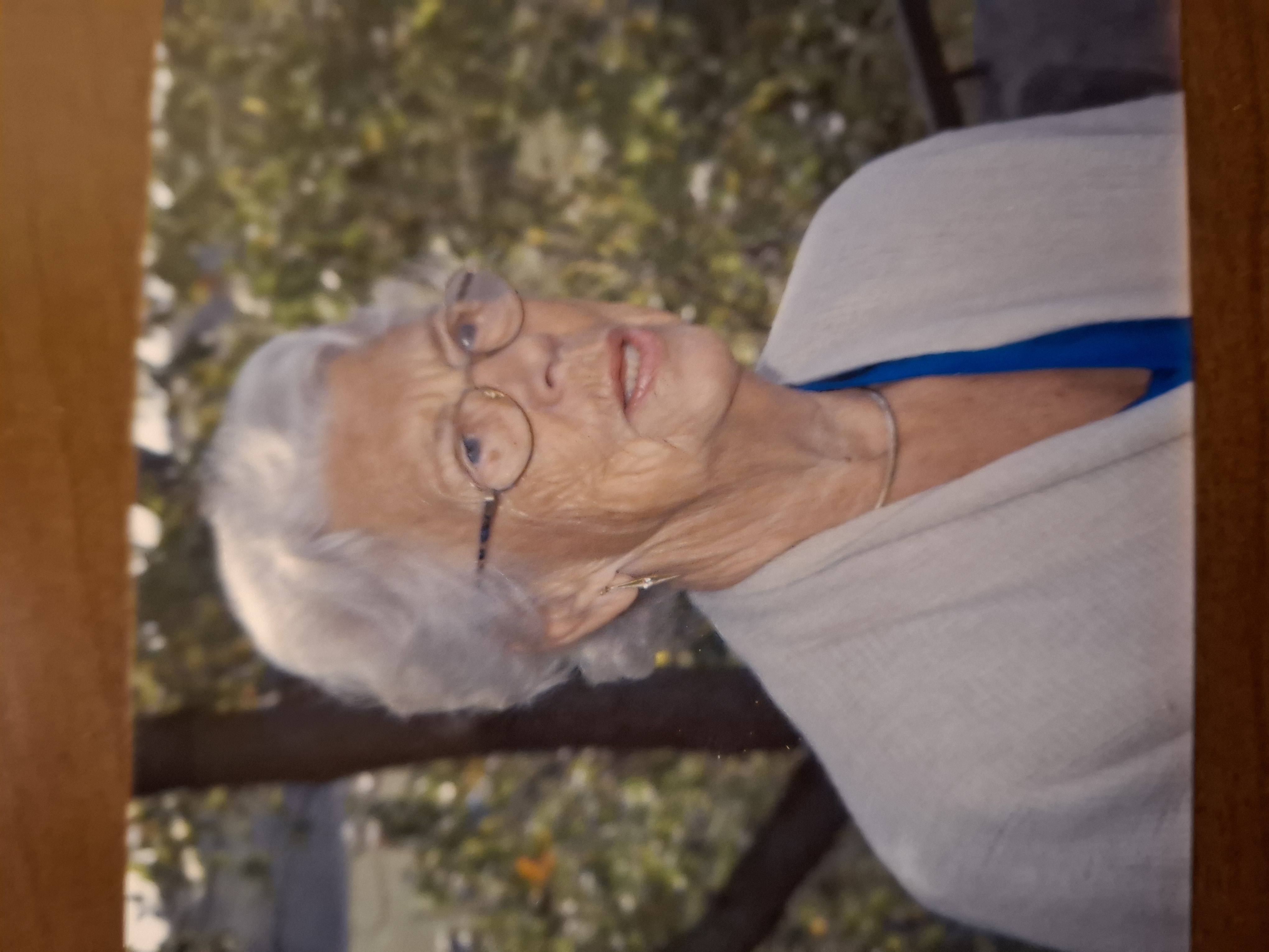 Lillian Karlsen