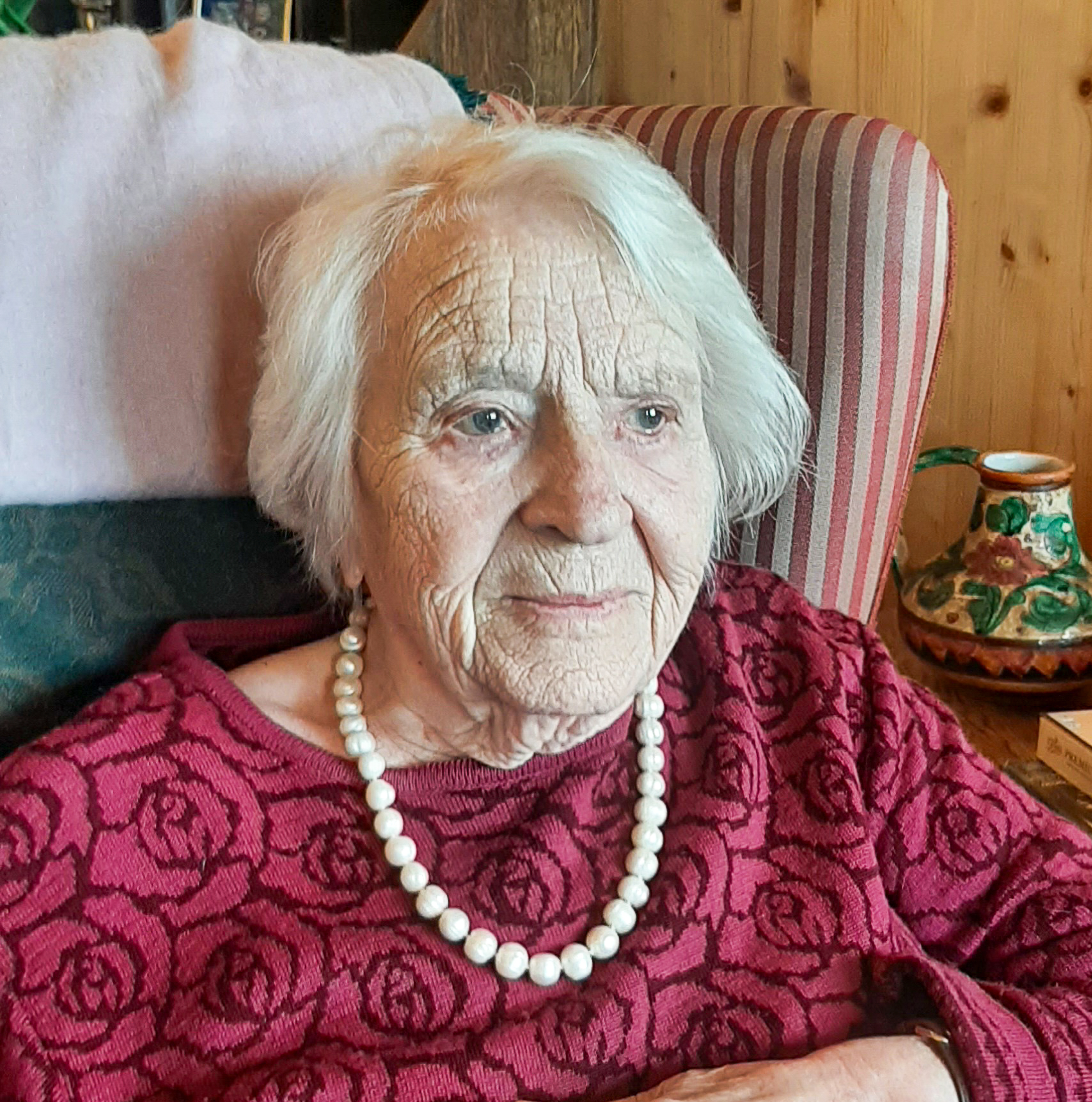 Aase Magnhild Østli