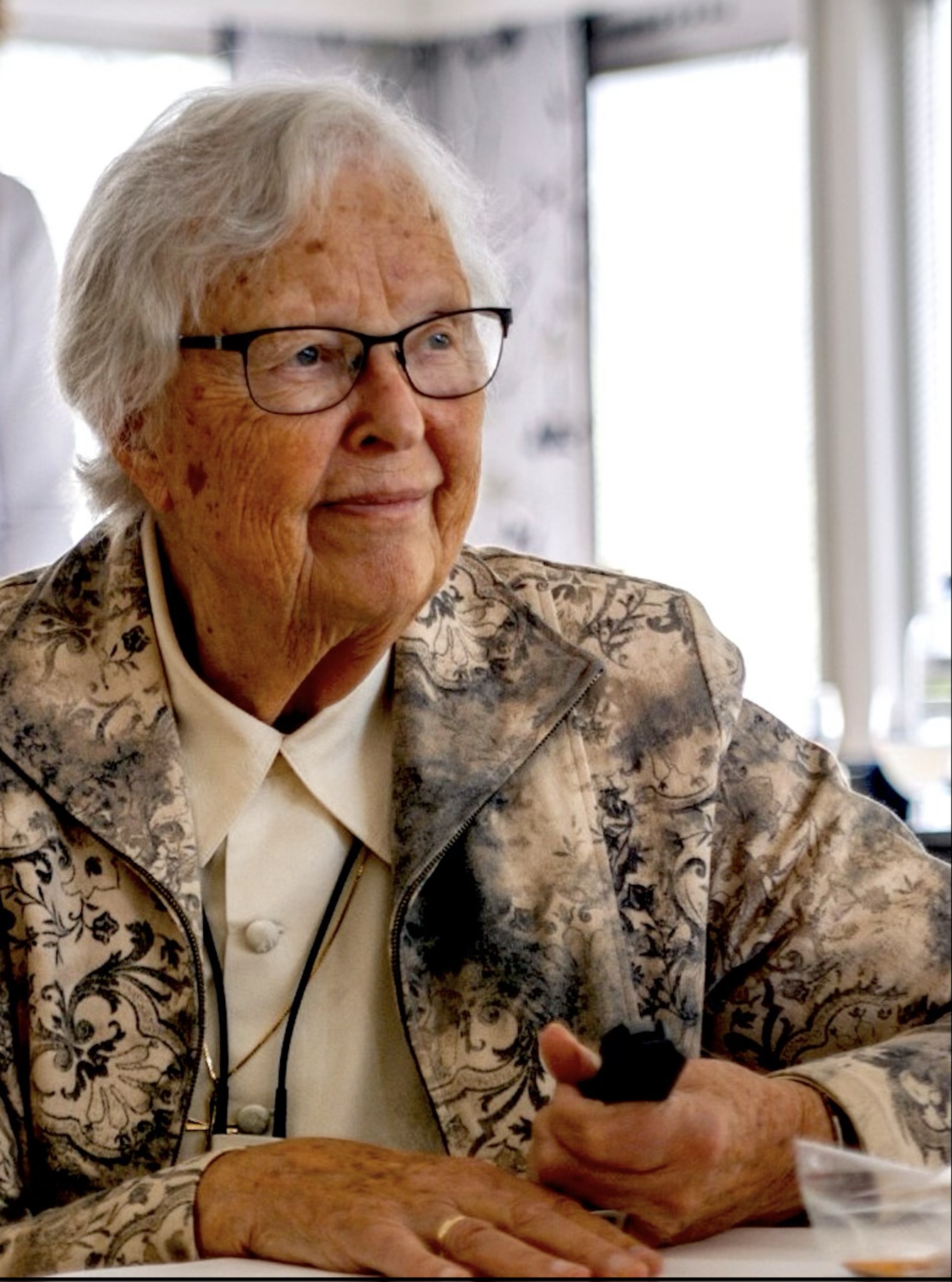 Annlaug Berit Almelid Farestveit